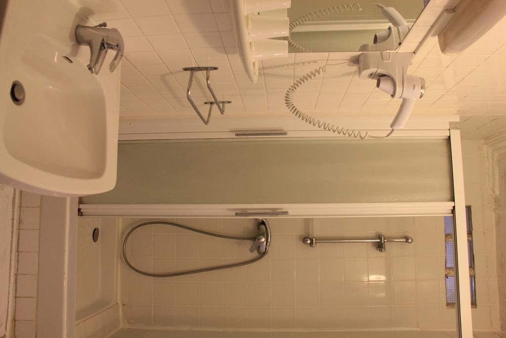 Hotel Bearnais Paris Bilik gambar